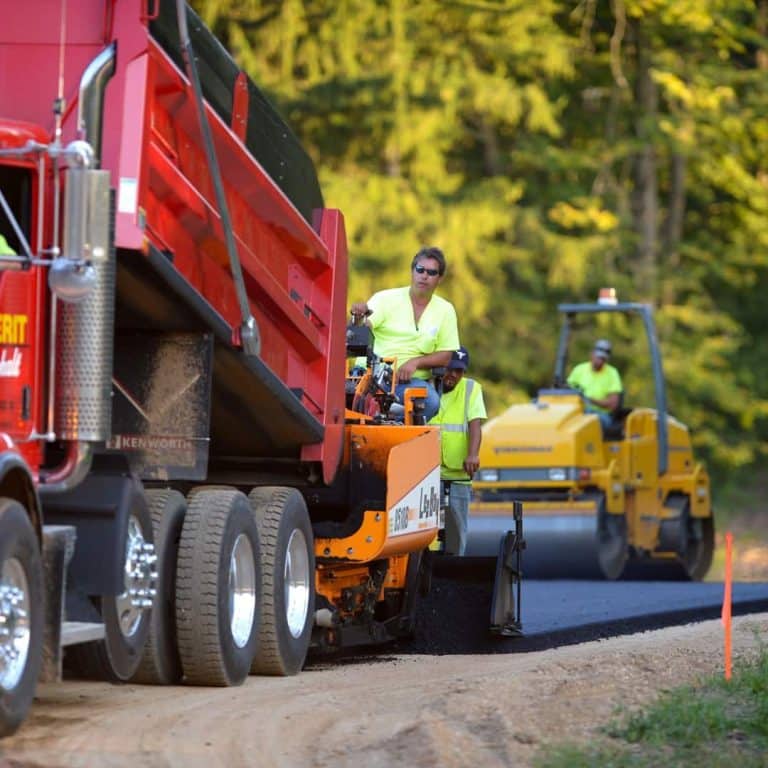 Parking Lot Paving in Brookfield, Brookfield Parking Lot Paving, Paving Services in Brookfield