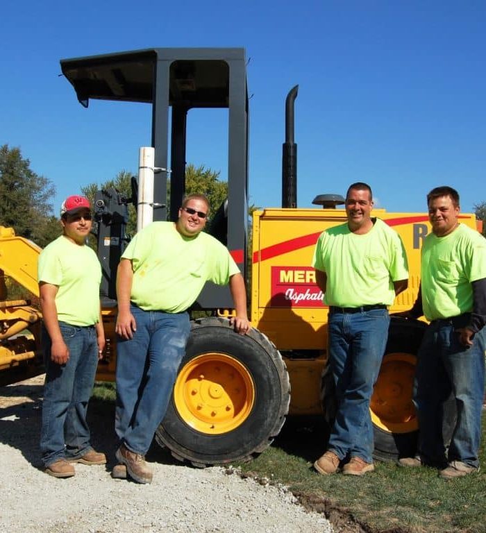 pavement company in Milwaukee, asphalt paving Milwaukee, driveway paving Milwaukee