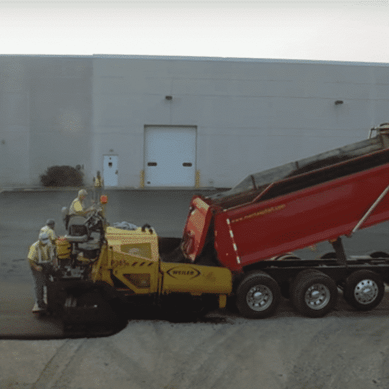 commercial asphalt company in Pewaukee, Pewaukee asphalt paving, asphalt contractor Pewaukee