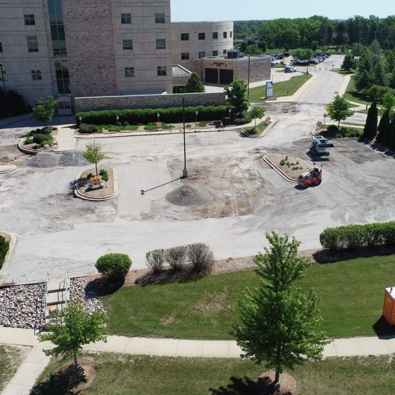commercial asphalt company in Pewaukee, Pewaukee asphalt paving, asphalt contractor Pewaukee